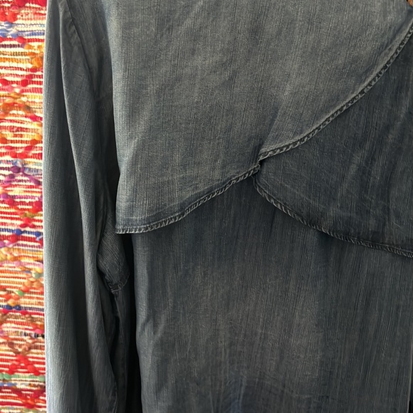 Plus Jacket - Picture 3 of 3